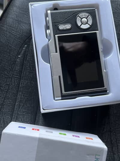 Flip screen camera for sale bintage photography and videography