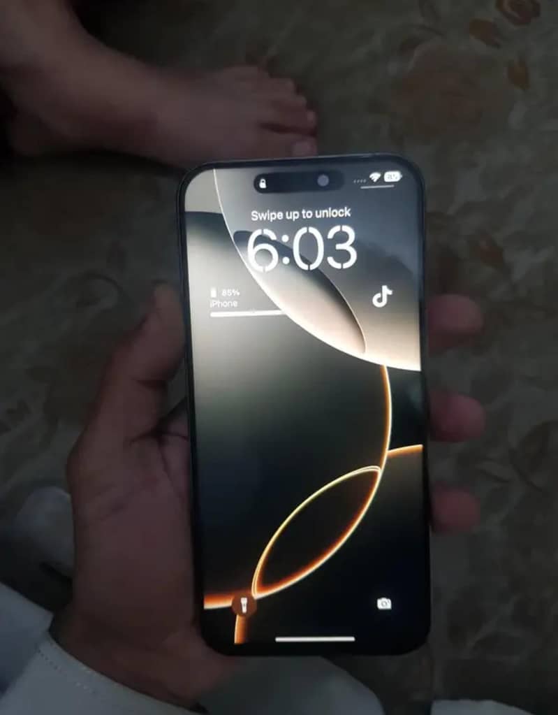 Apple iPhone 15 Pro Max 1