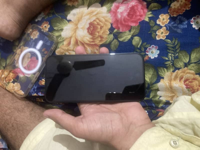 Apple iPhone 13 mdm 2