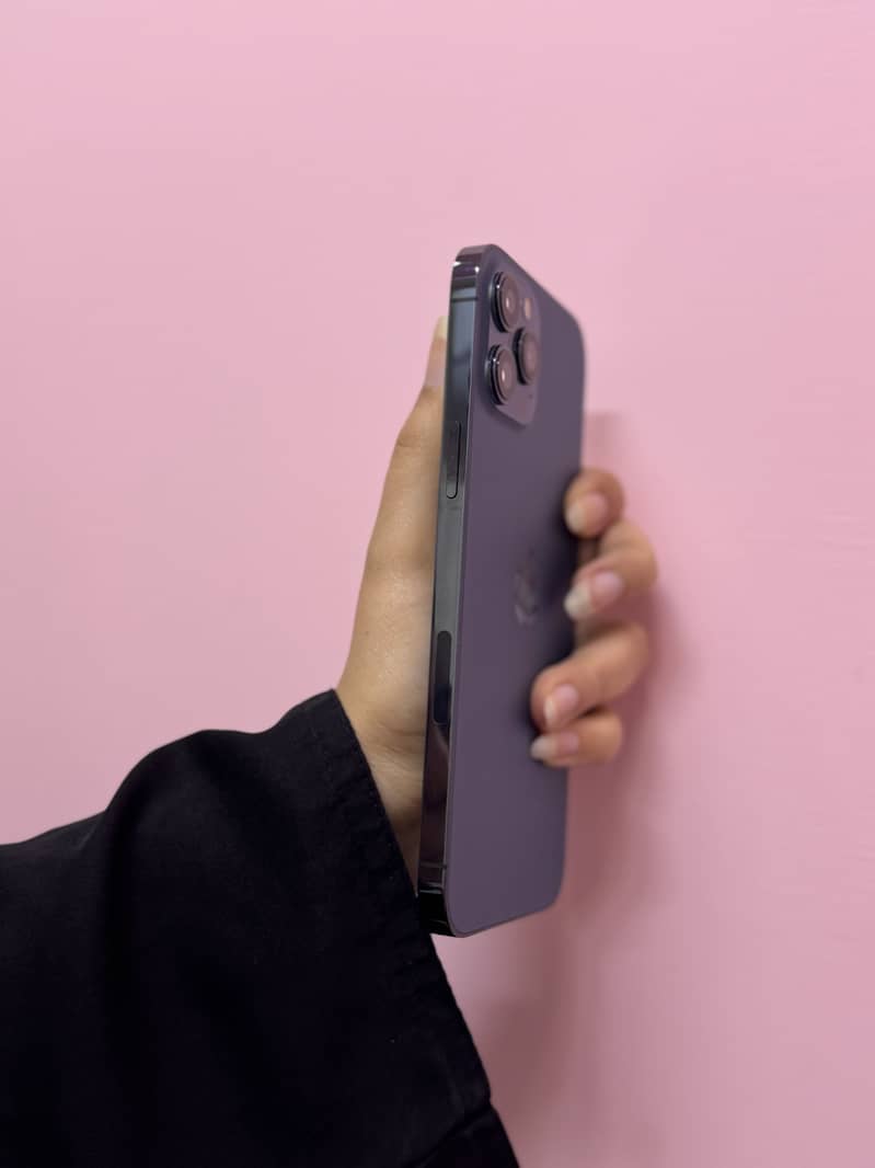 Apple iPhone 12 Pro Max 4