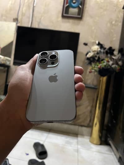 Apple iPhone 15 Pro