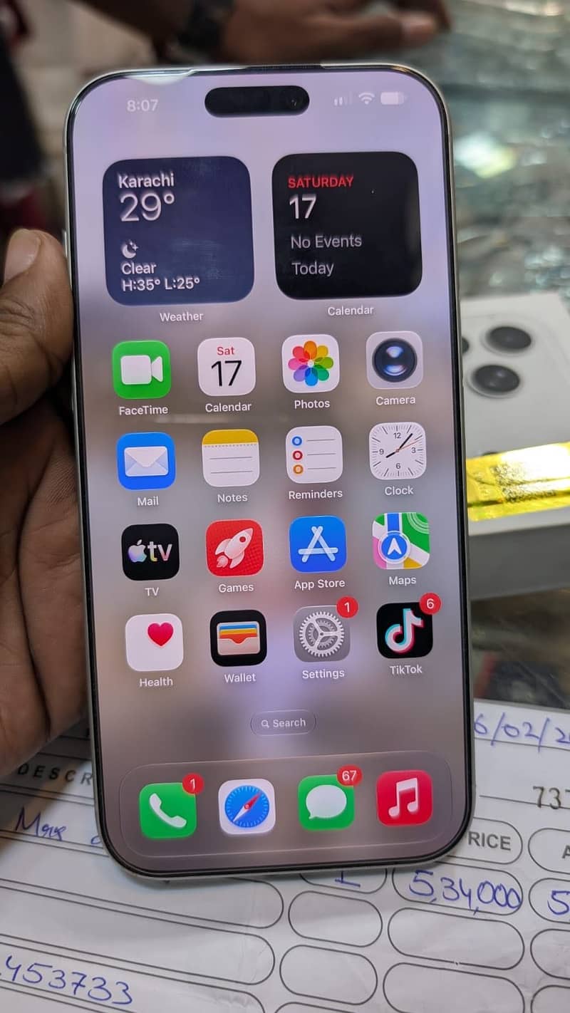 Apple iPhone 17 Pro Max 6