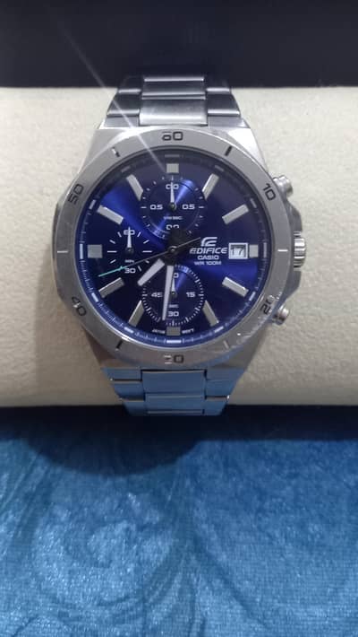 Casio Edifice original Watch - Blue Dial with original box. .