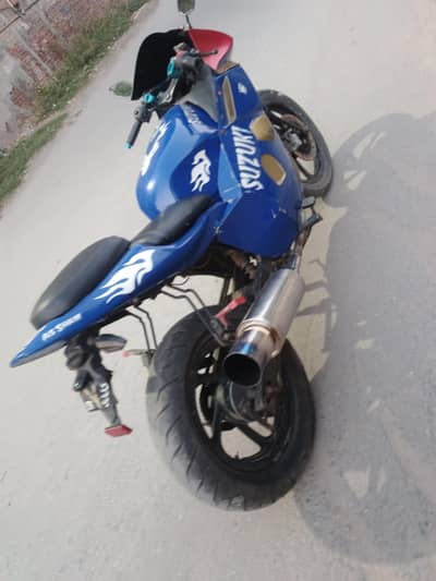 Suzuki GS150 modified