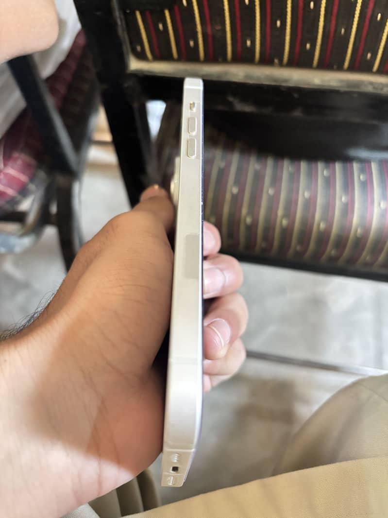 Apple iPhone 14 plus jv 3