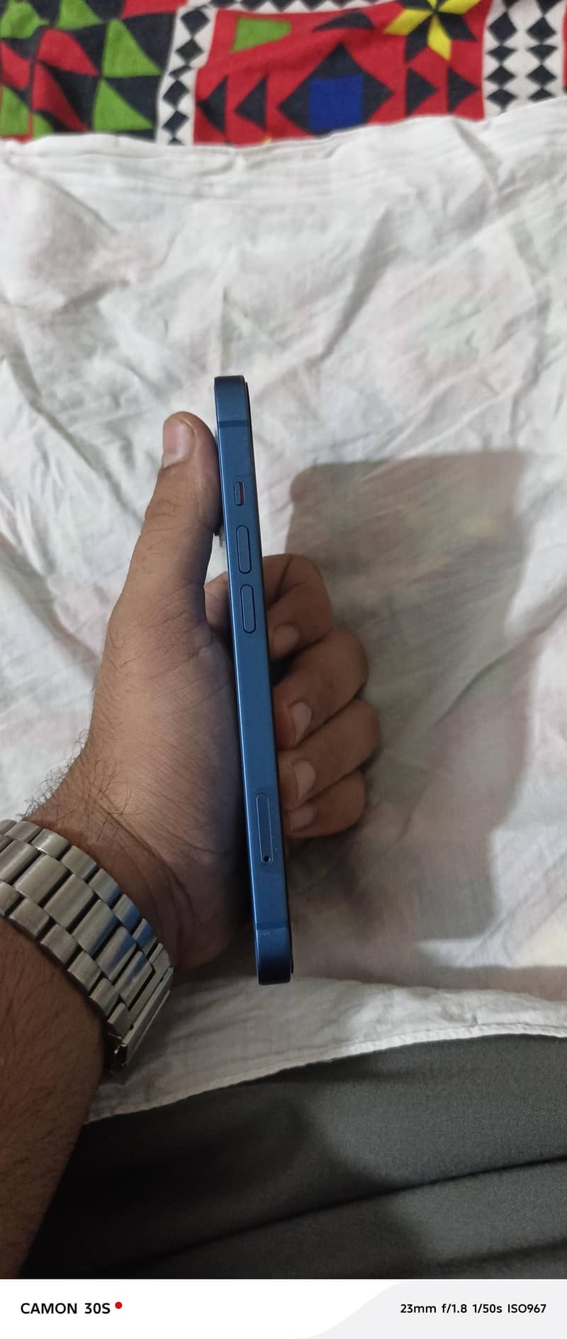 iPhone 13 3