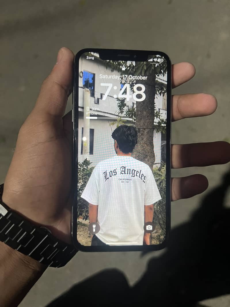 Apple iPhone XS 6