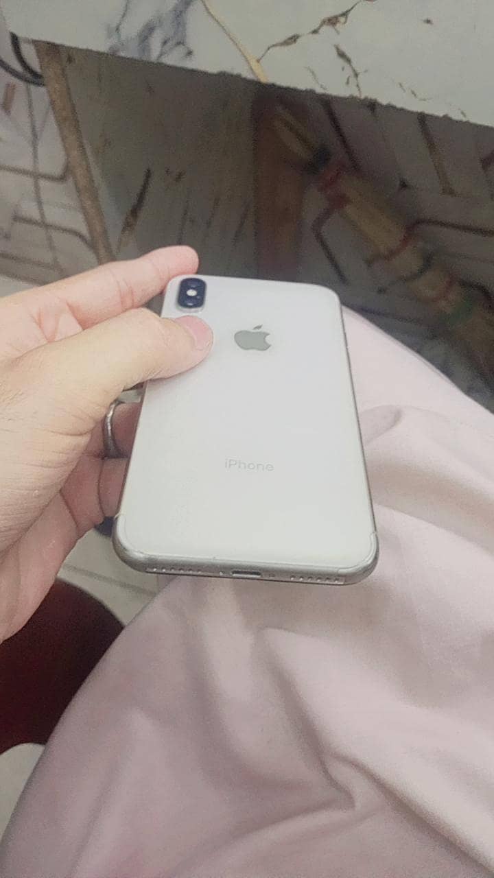Apple iPhone X 0