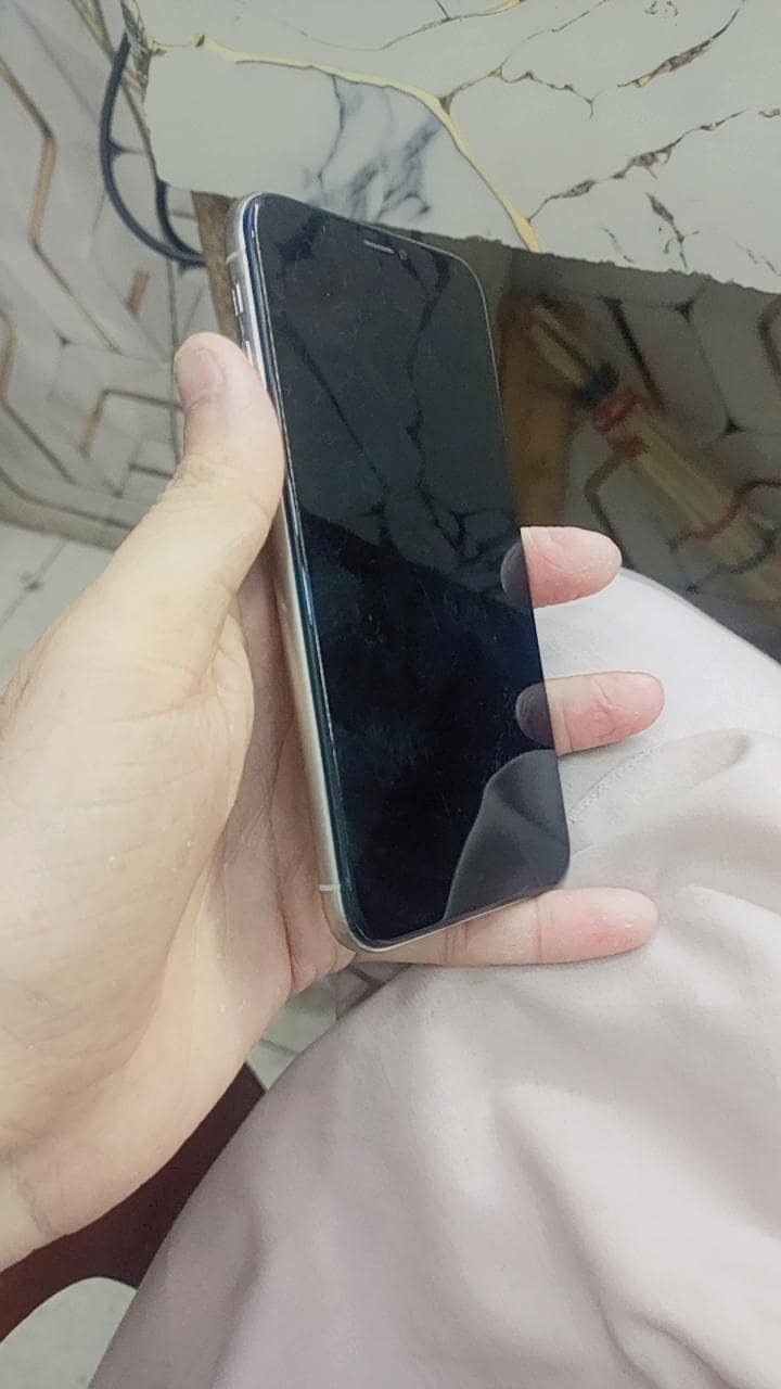 Apple iPhone X 1