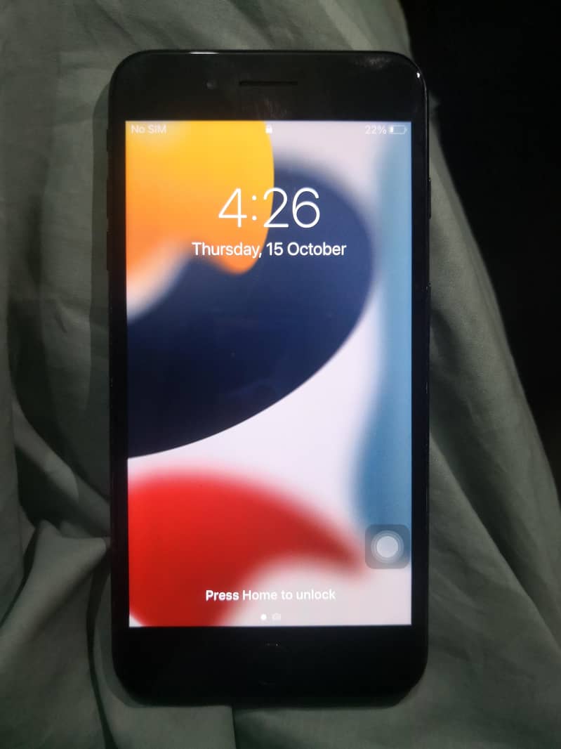 Apple iPhone 7 Plus 1