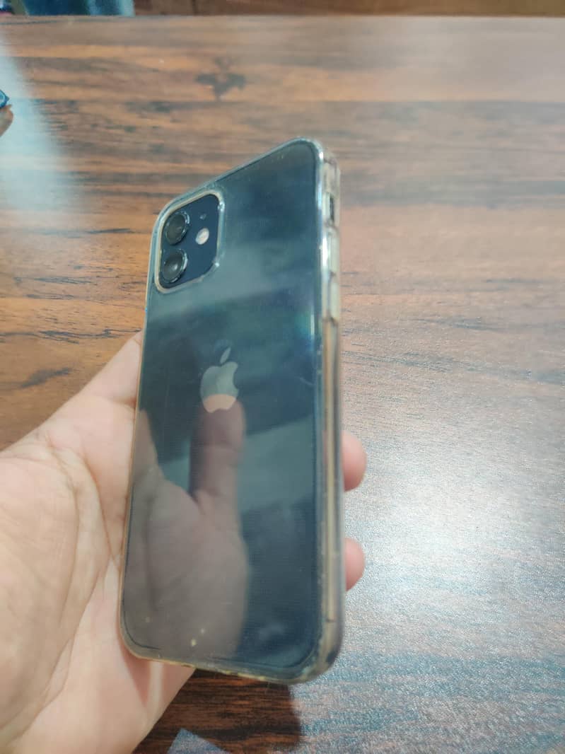 Apple iPhone 12 3