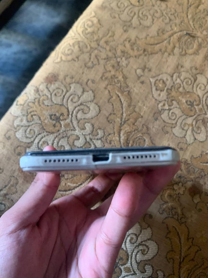 OPPO A37 2