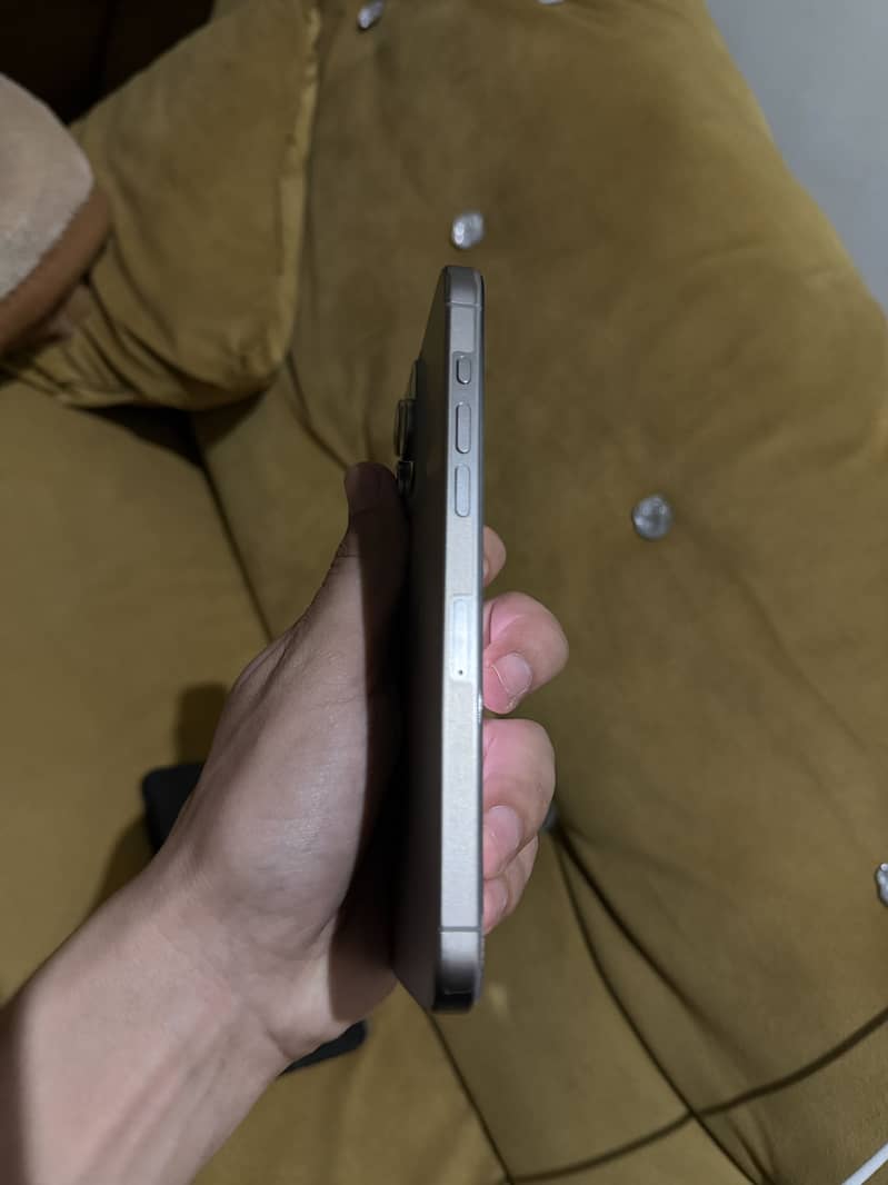 iPhone 15 pro max 1