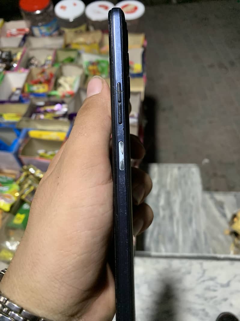 Tecno CAMON 18T 1