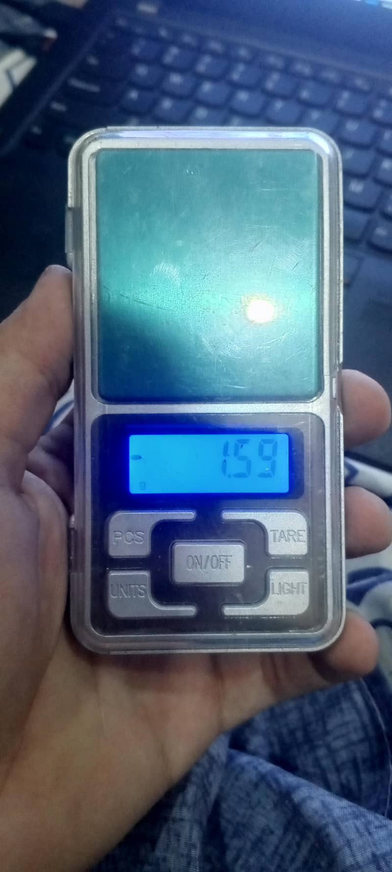 Digital pocket scale 0