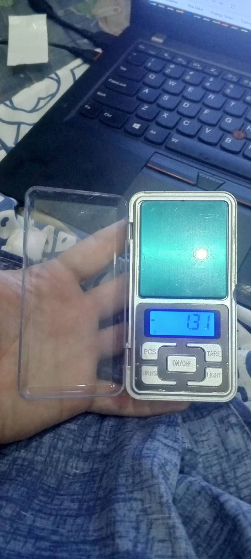 Digital pocket scale 1