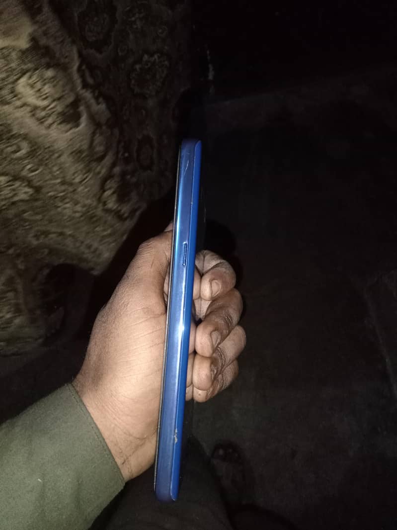Samsung Mobile Note 8 1