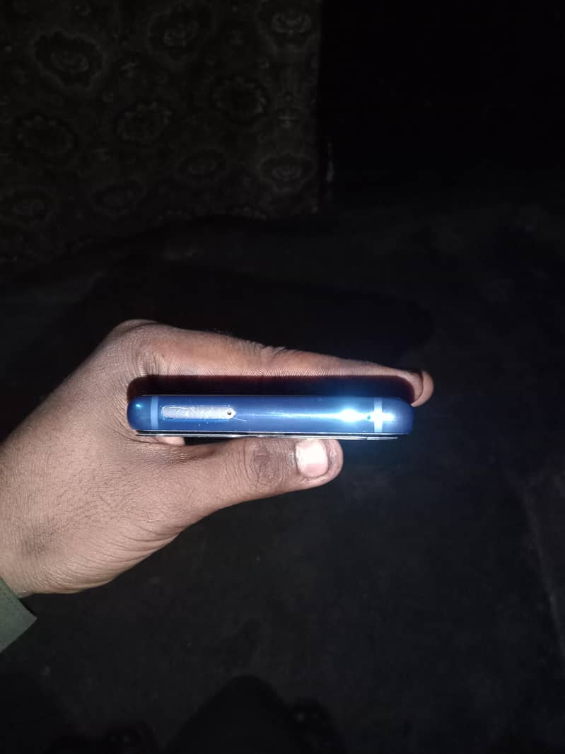 Samsung Mobile Note 8 5