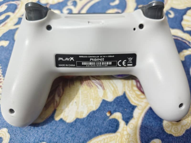 Wireless/Bluetooth controllers 5