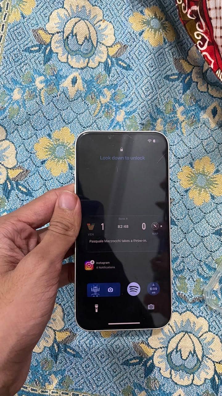 Iphone 13 3