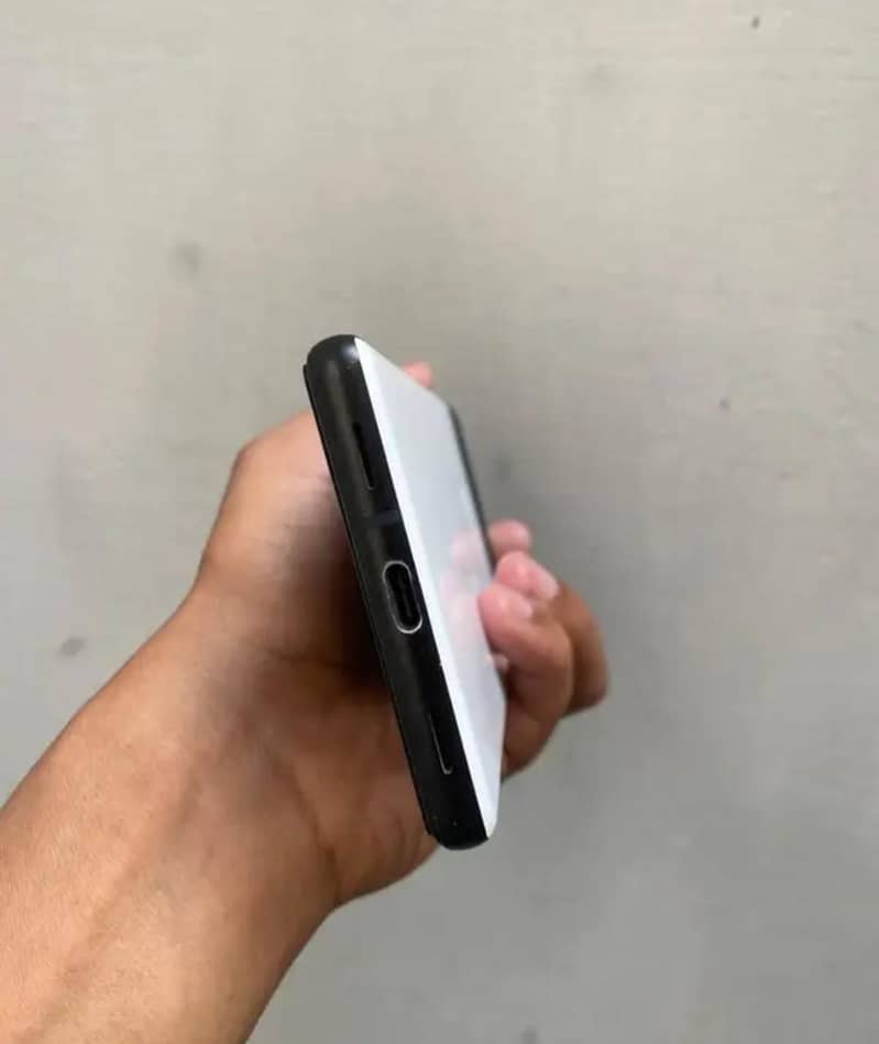 Google Pixel 6a 4
