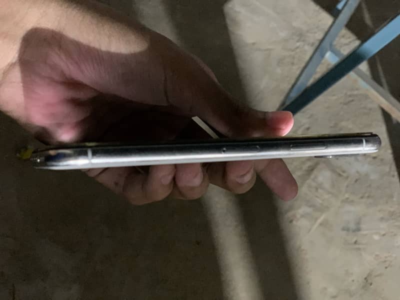 Apple iPhone X 1