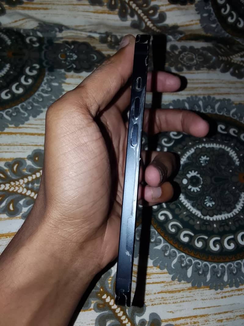 Apple iPhone 14 0