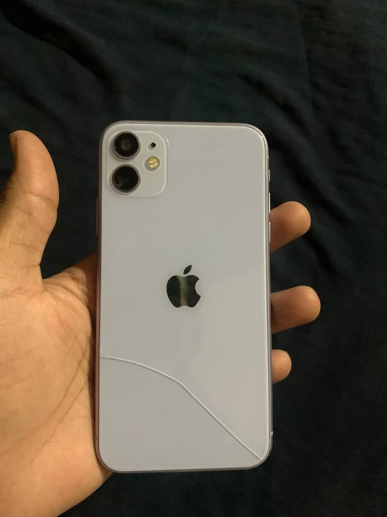 Apple iPhone 11 3