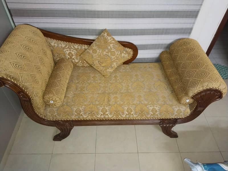 2 seater sofa 1