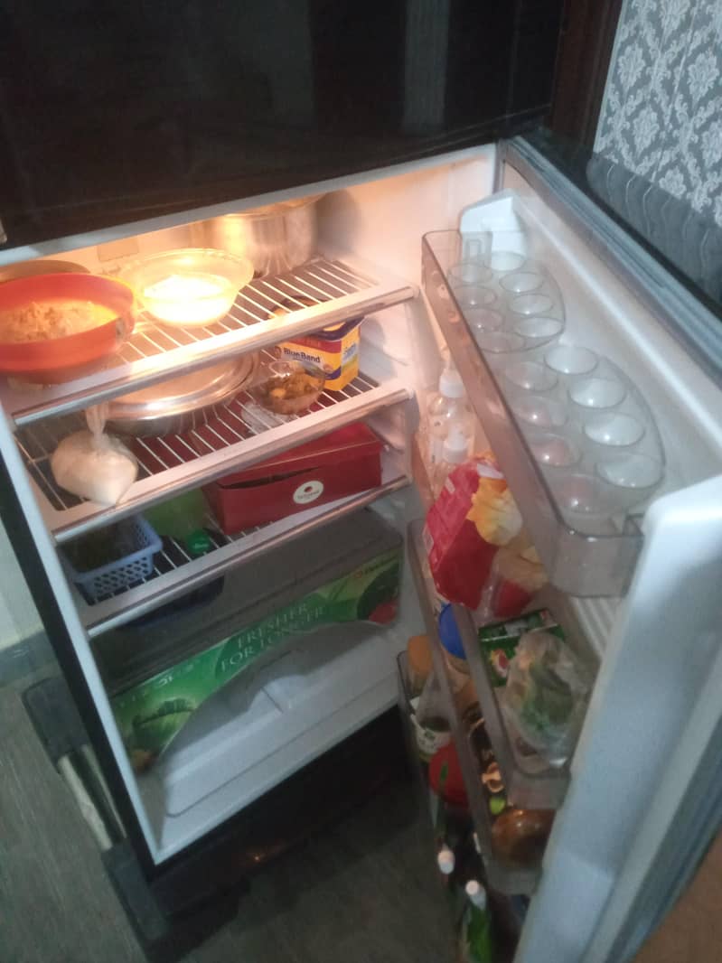 Dawlance Refrigerator 1
