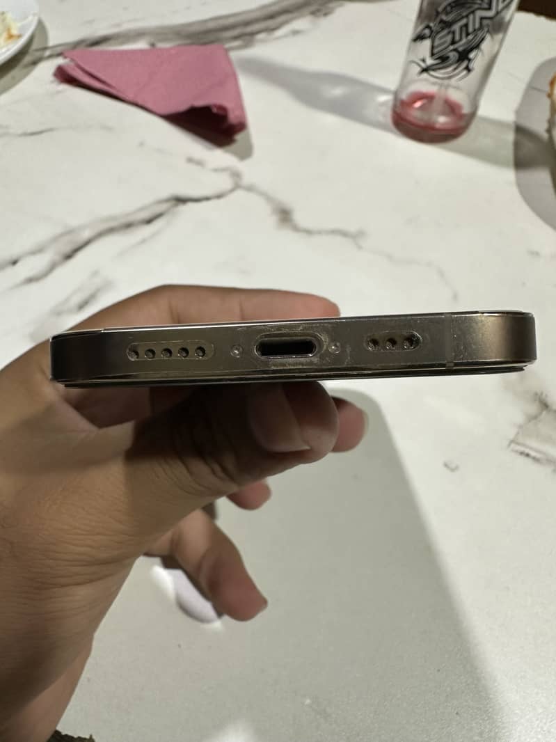 Apple iPhone 12 Pro 4