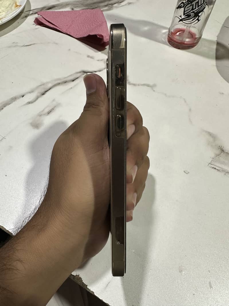 Apple iPhone 12 Pro 6