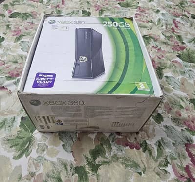 Xbox 360 Slim with 2 wireless controllers + box