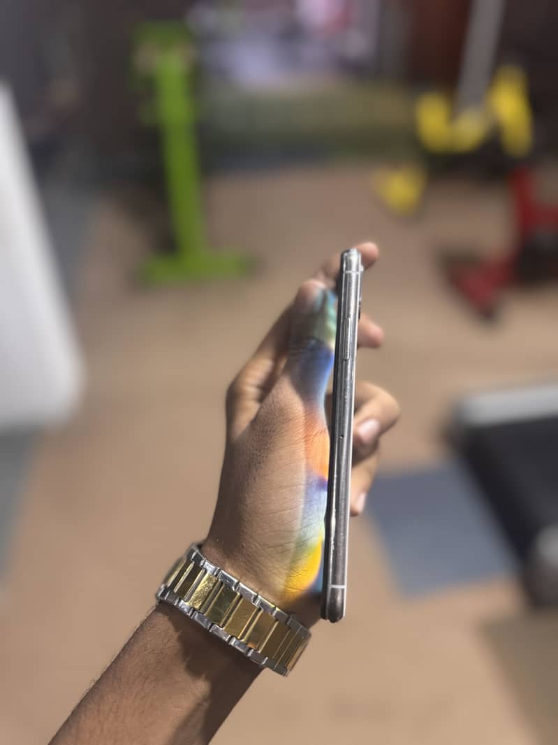 Apple iPhone X 1