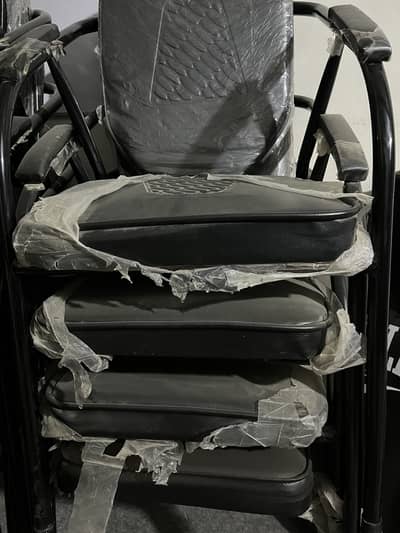 Office Chairs (10 Total)