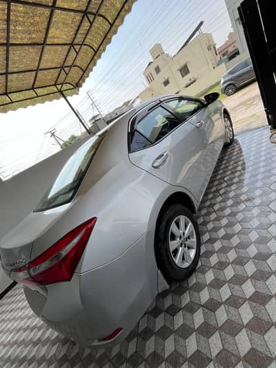 COROLLA ALtis