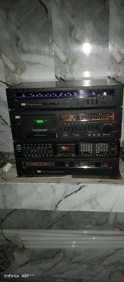 sansui deck for saile. 4 pice.