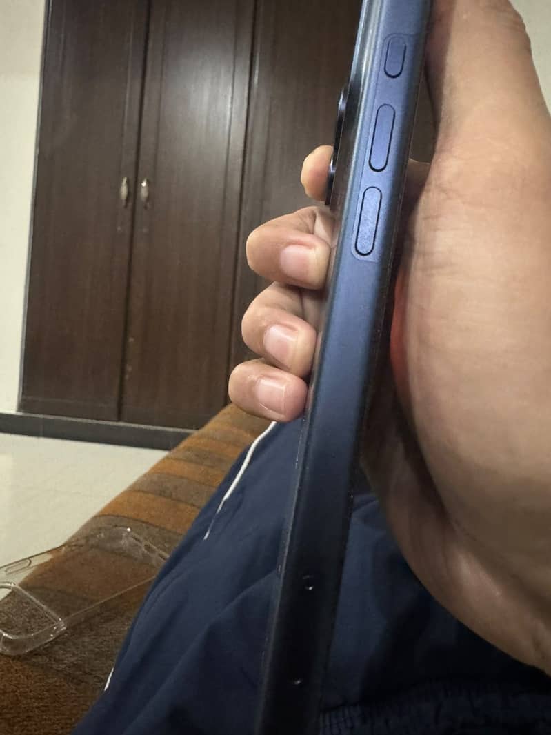 Apple iPhone 17 Pro Max 1