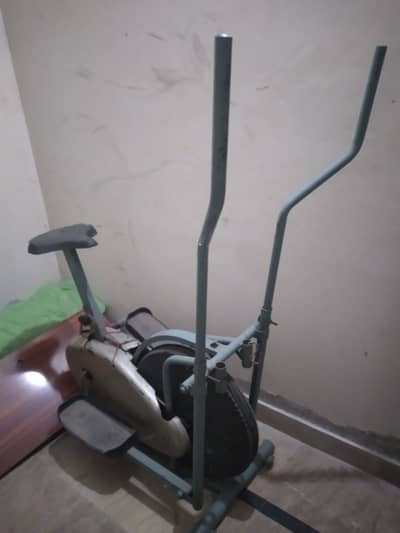 elliptical trainer / Cross traininer/ elleptical cycle / exercise bike