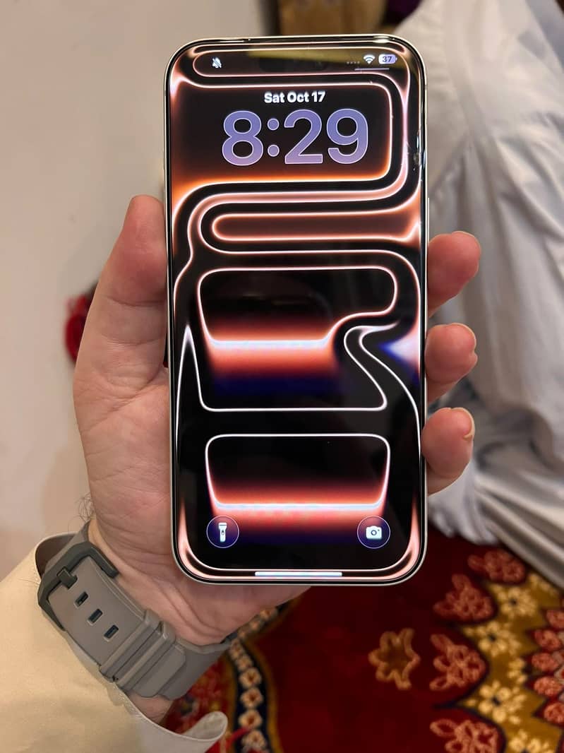 Apple iPhone 17 Pro Max 2