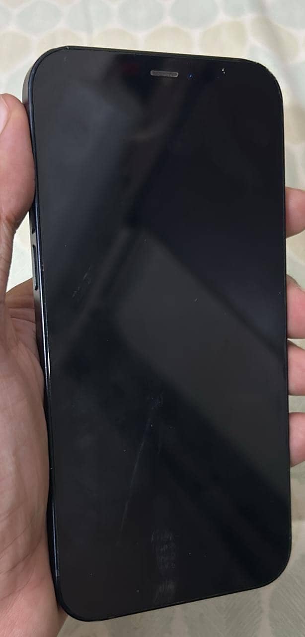 Apple iPhone 12 3