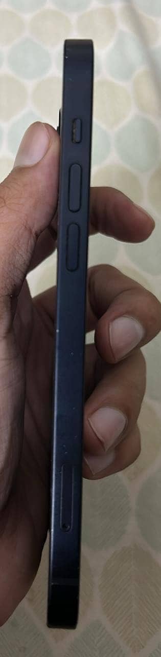 Apple iPhone 12 5