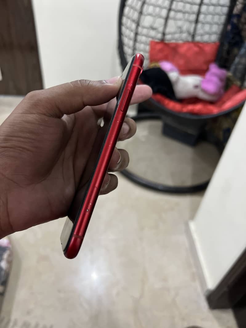 Apple iPhone XR 3