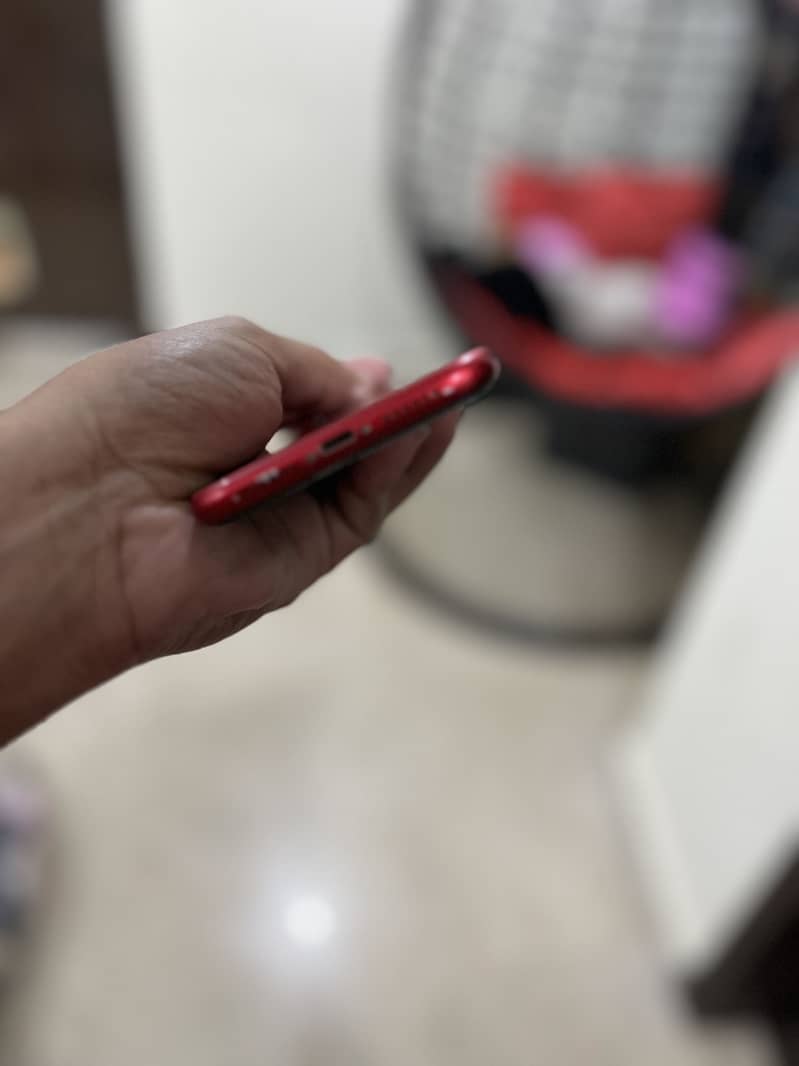 Apple iPhone XR 5