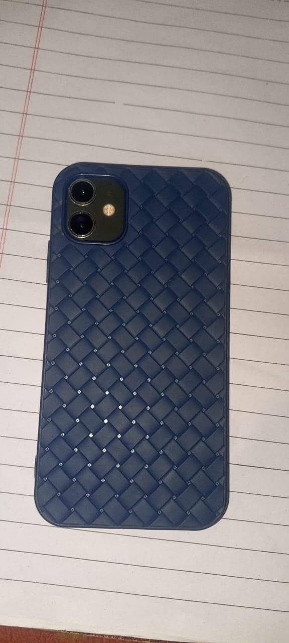 Apple iPhone 11 6