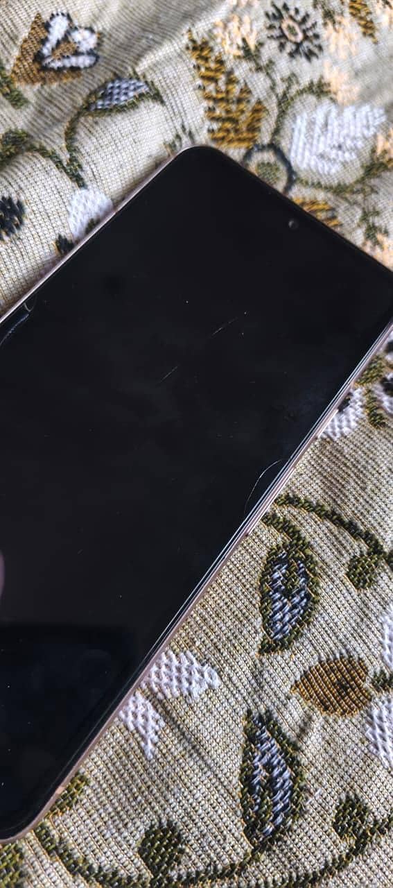 Google Pixel 8 4