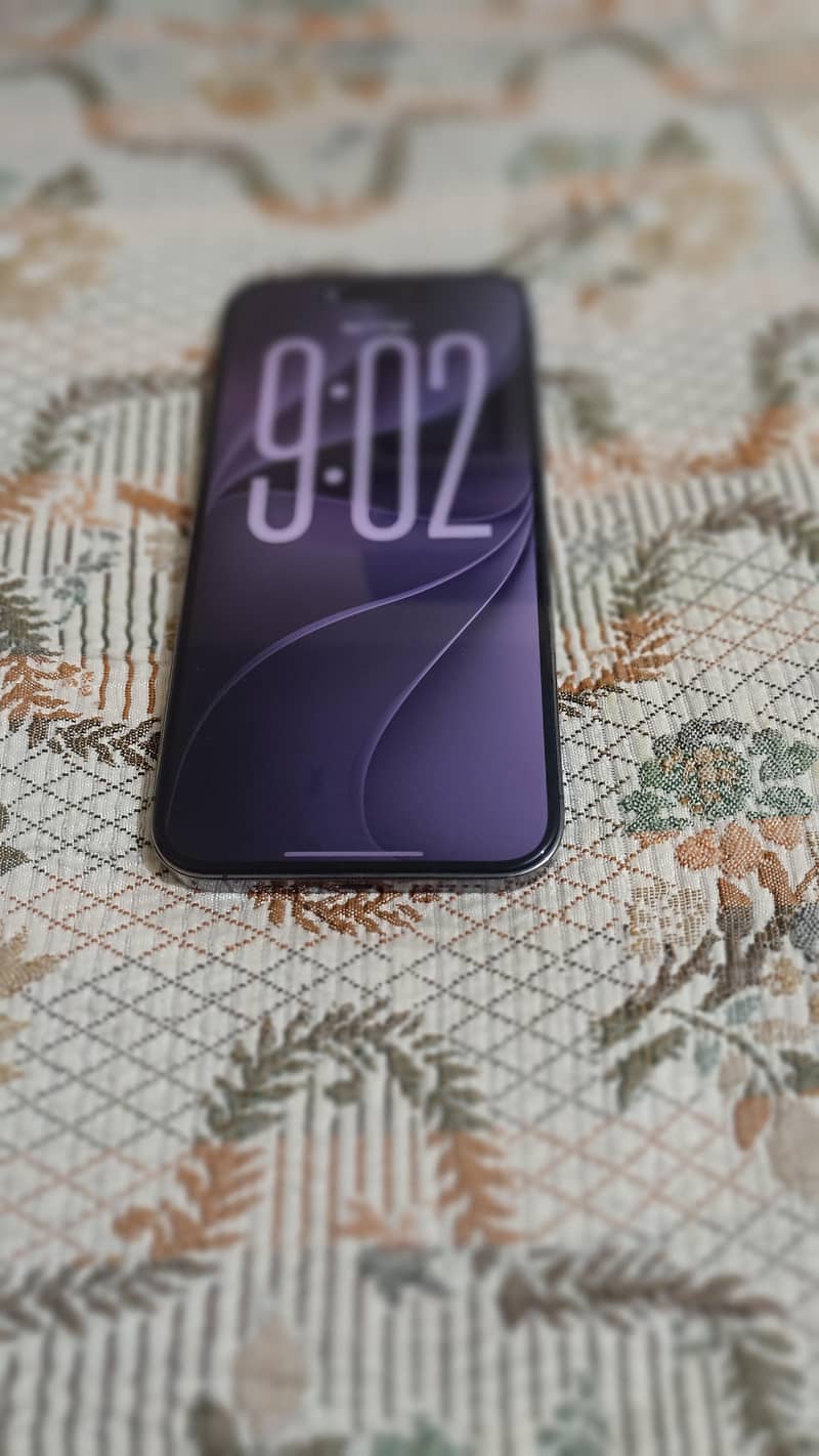 Apple iPhone 14 Pro Max 0