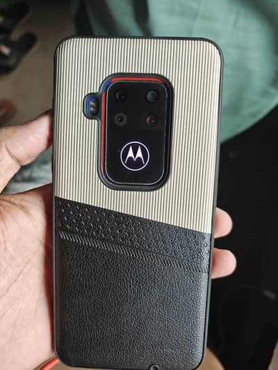 Motorola One zoom 4/128 Singe sim pta approved