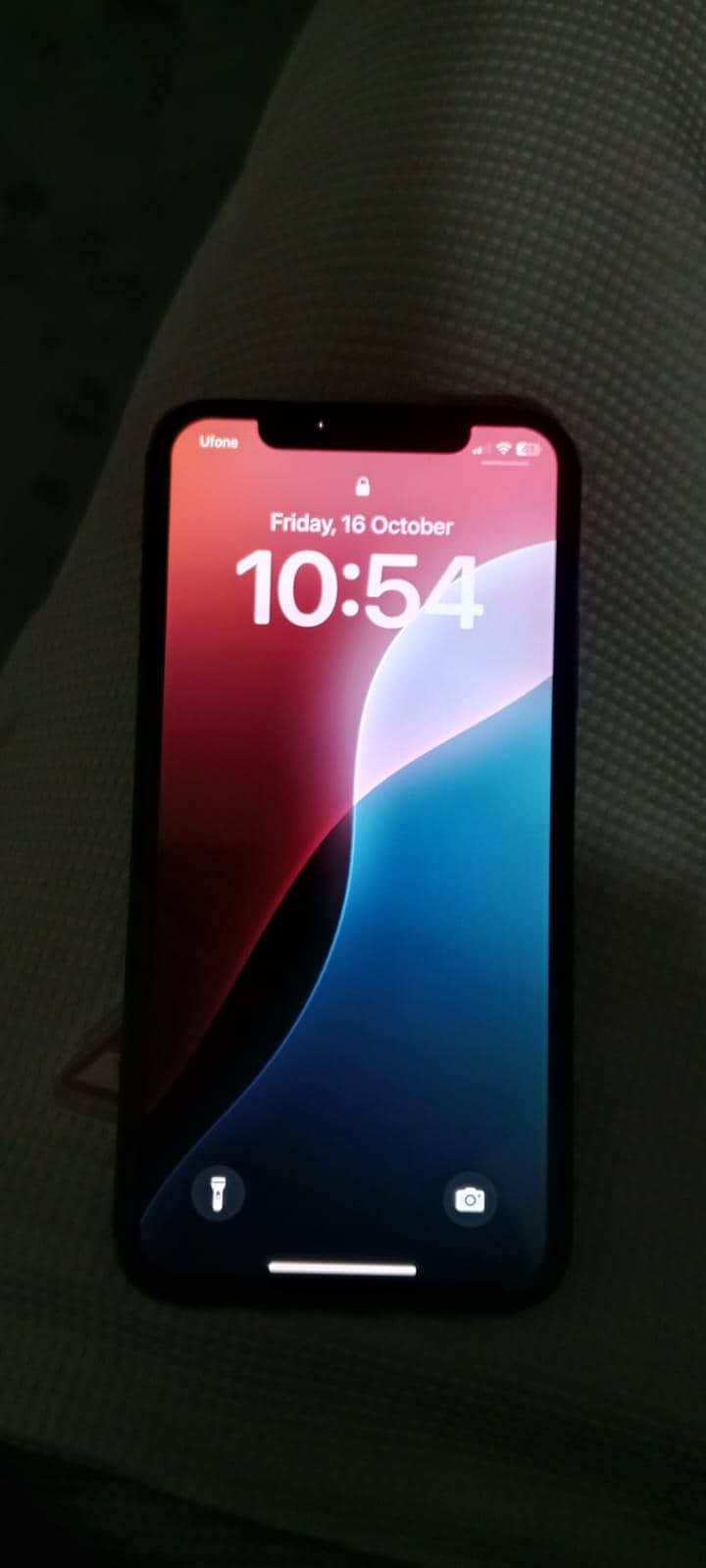 Apple iPhone XS 0