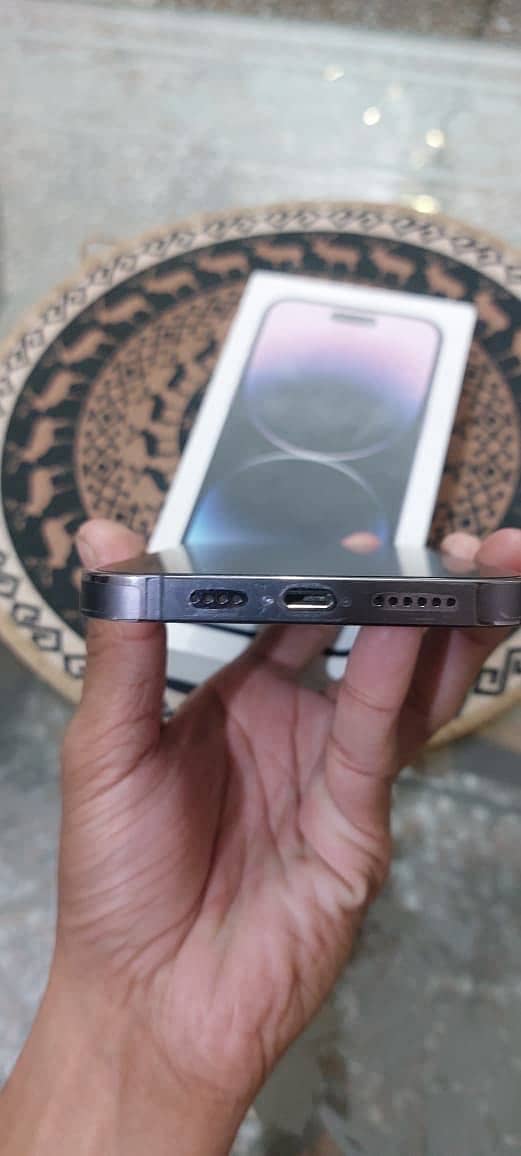 Apple iPhone 14 Pro Max 10